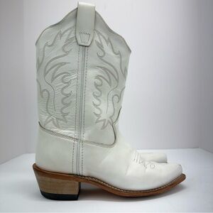 Old West size 4D Girls White Distressed Leather Snip Toe Cowgirl Western Boots